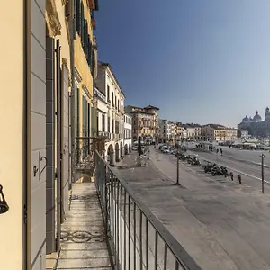 Appartement Palazzo Carpediem-prato Della Valle